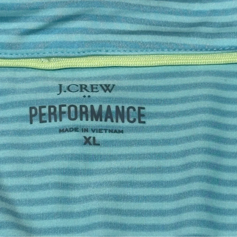 NEW!! J.Crew Size XL Lightweight Performance Polo Shirt Blue Striped Short Sleev